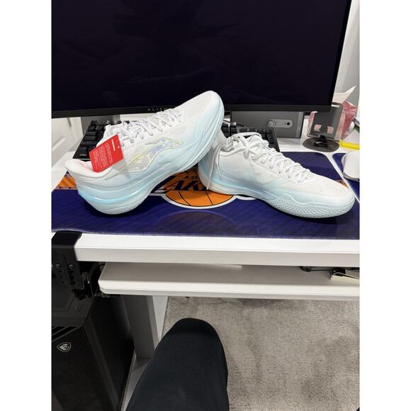 Li-Ning LiRen 5V2 \